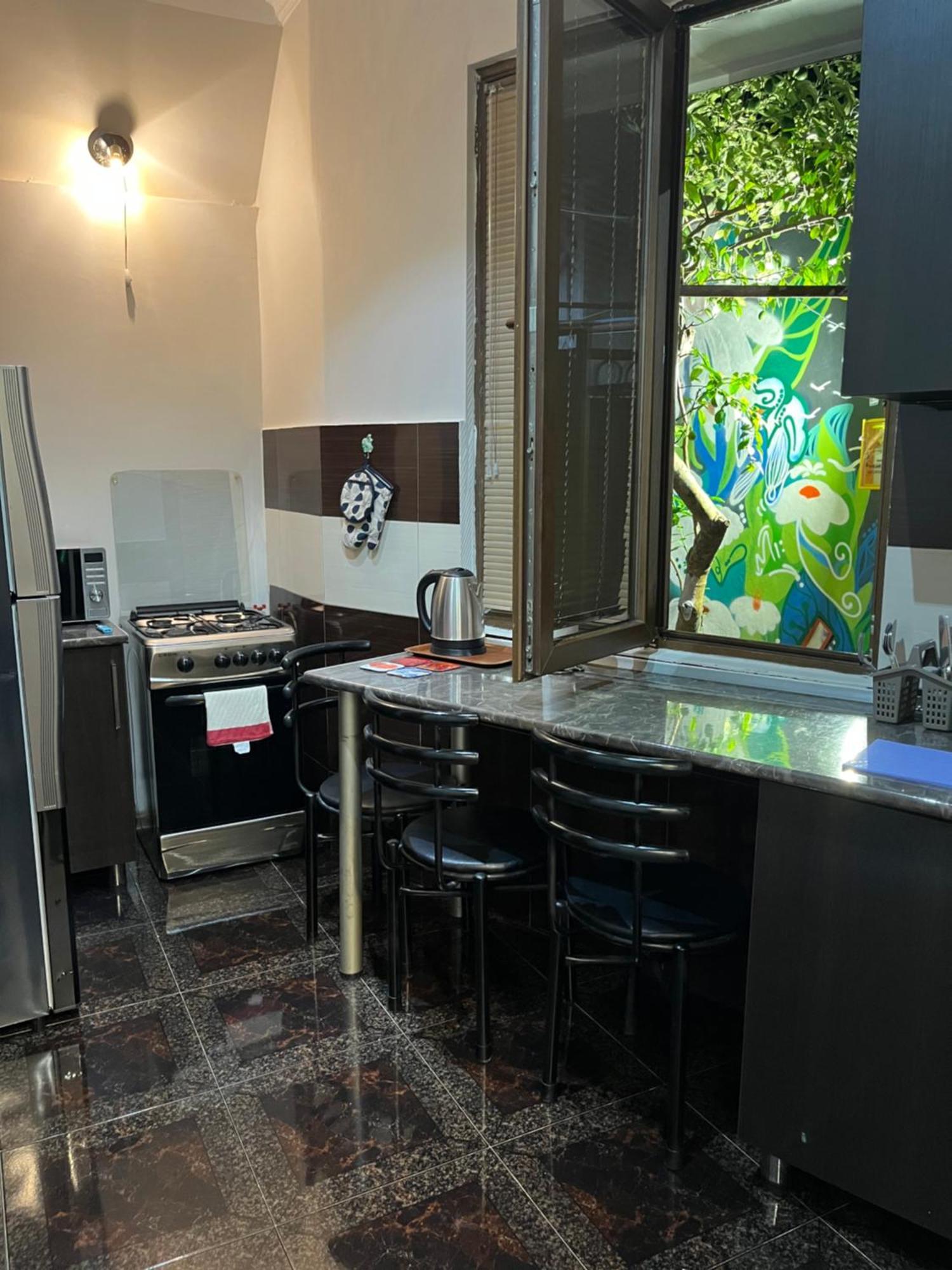 Old Batumi Apartment On Kostava 9 מראה חיצוני תמונה