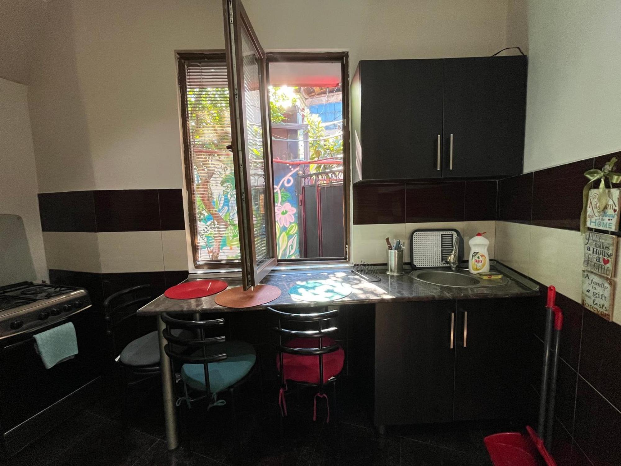 Old Batumi Apartment On Kostava 9 מראה חיצוני תמונה